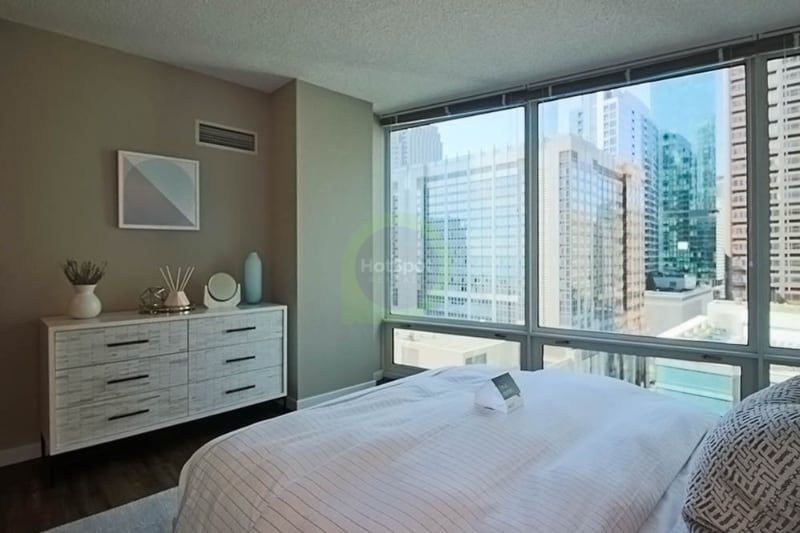 Building Photo - 355 E Ohio St