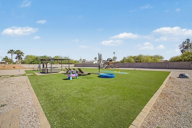 Building Photo - 6315 E Delcoa Ave