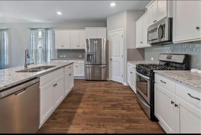 Primary Photo - 2245 N Lake Michele Cir