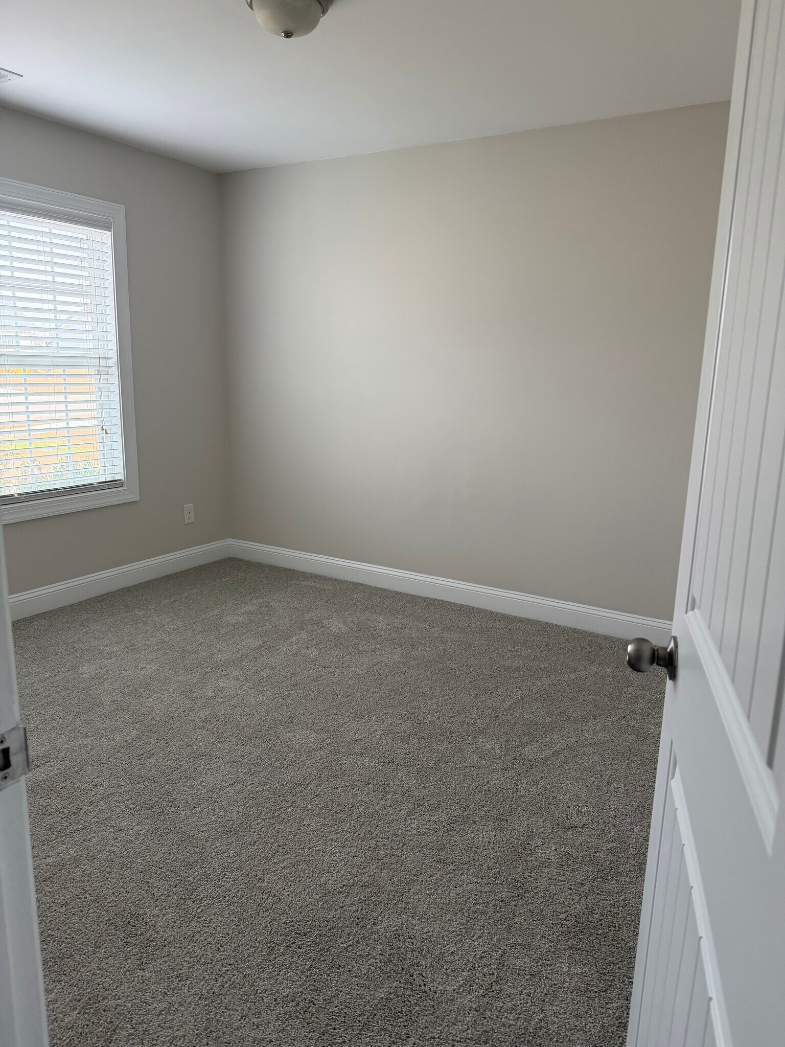 Building Photo - 249 Copper Creek Dr