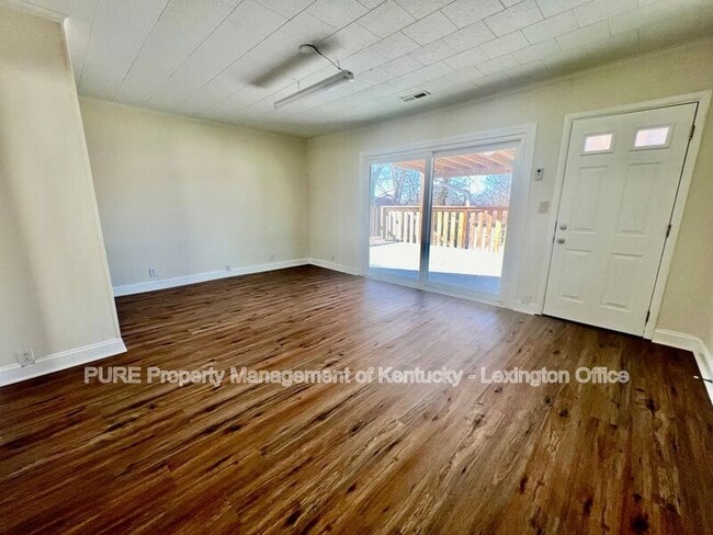 Building Photo - 810 Shelby Ave