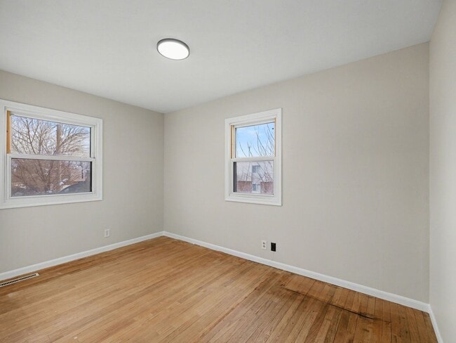 Building Photo - Bellevue 3 bedroom house for rent