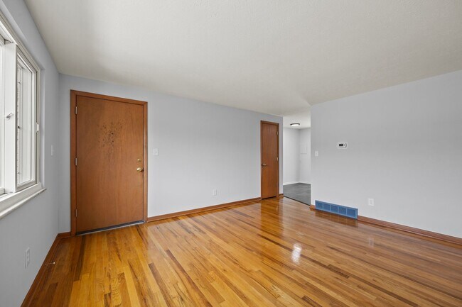 Building Photo - SWIGO - Folkestone