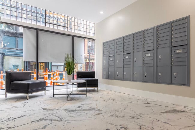 Building Photo - 44 Bromfield St