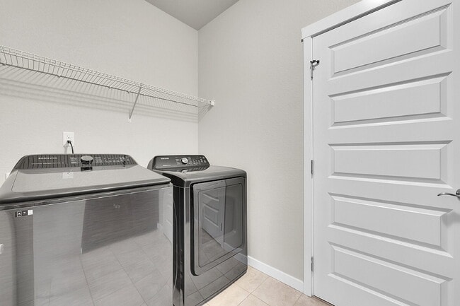 Building Photo - $3,150 - 5 Bed, 3 Bath Home in CO Springs ...