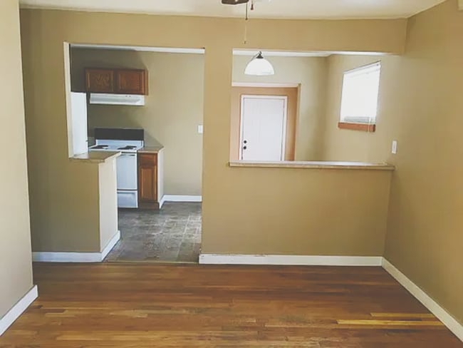 Building Photo - Freshly Updated 3 bed - 1 bath rental home