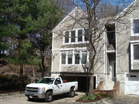 Building Photo - 51 Jackson St
