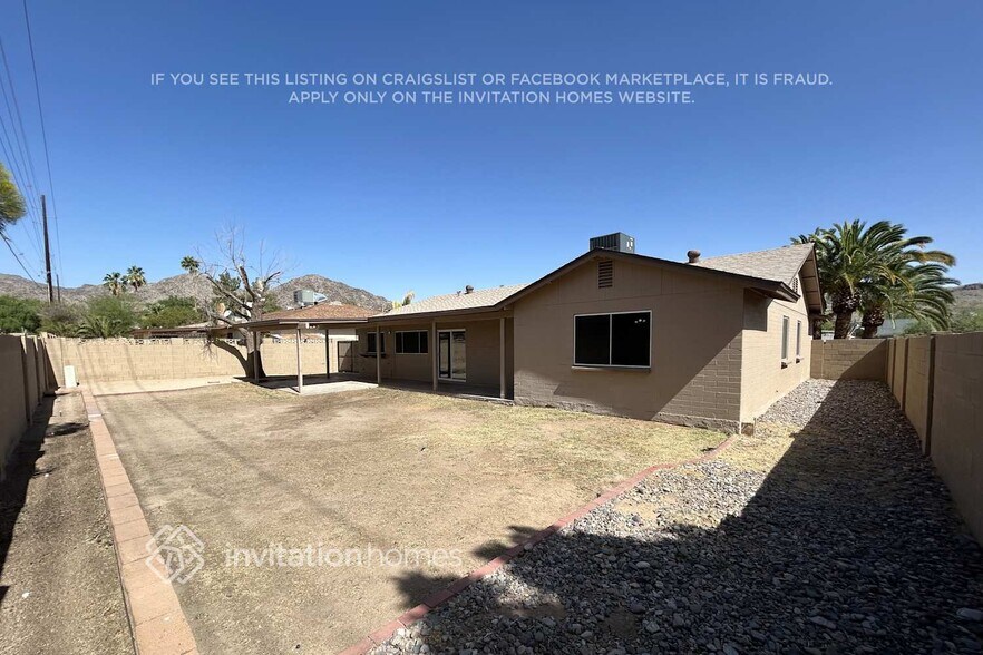 Building Photo - 4211 E La Puente Ave