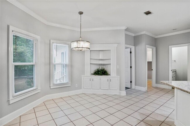 Building Photo - 6310 Chestnut Pkwy