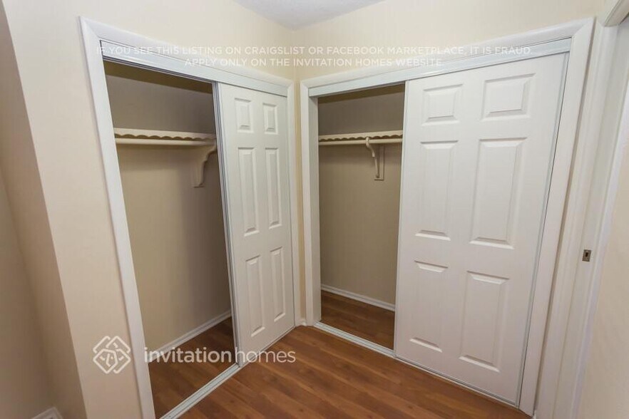 Building Photo - 4916 NW 39th St