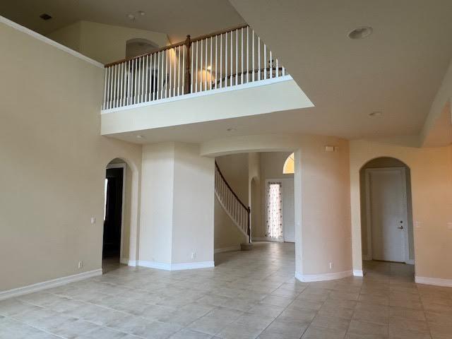 Building Photo - 664 Edgebrook Ln