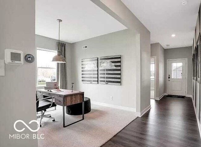 Building Photo - 11387 Plough St