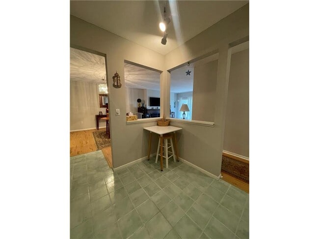 Building Photo - 4860 Park Commons Dr