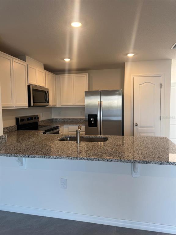 Building Photo - 6594 Leo Ln