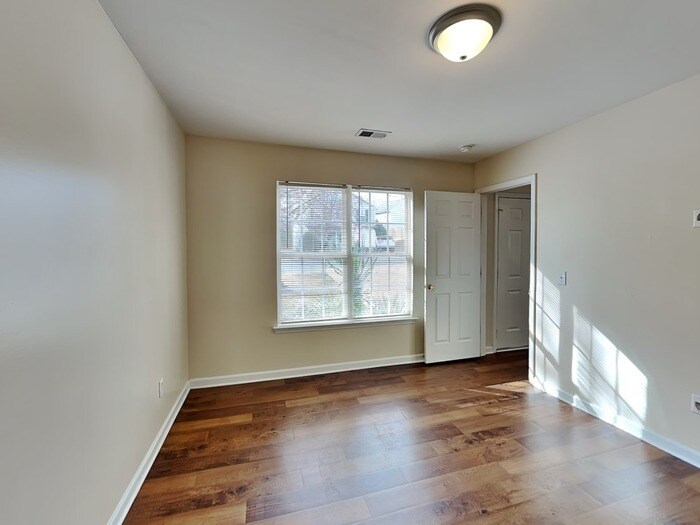 Building Photo - 7115 Henderson Valley Ln