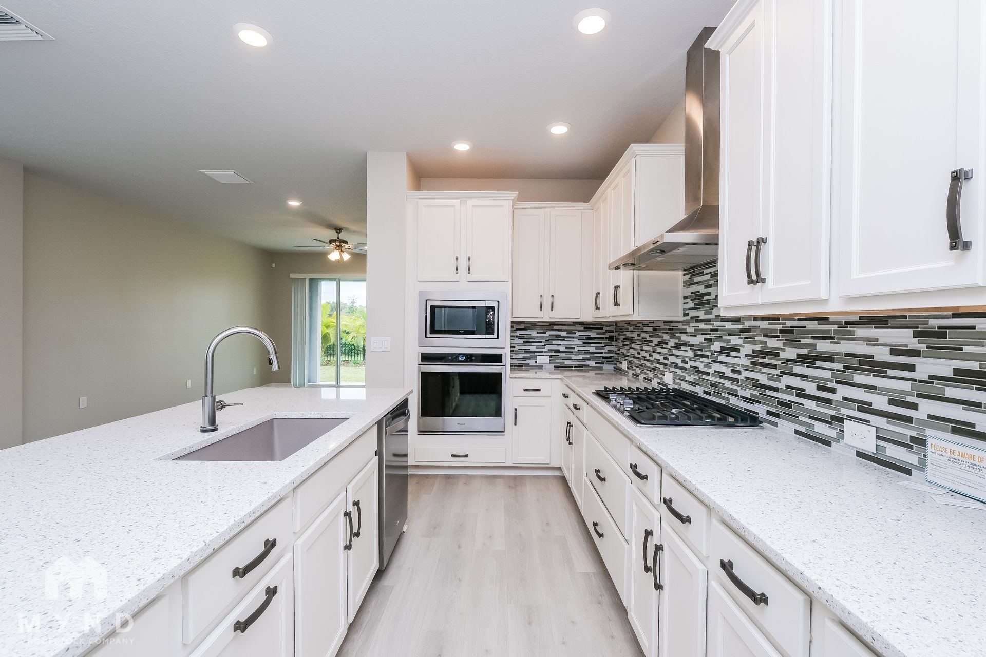 Building Photo - 5530 Silver Sun Dr