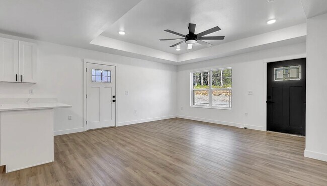 Building Photo - 6880 W Tadpole Cir