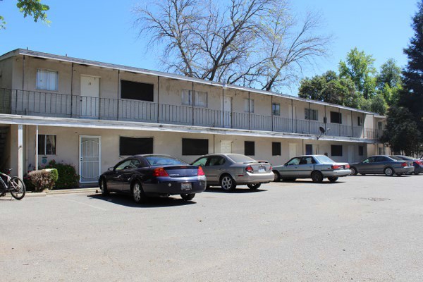 Building Photo - Del Rio Apartments