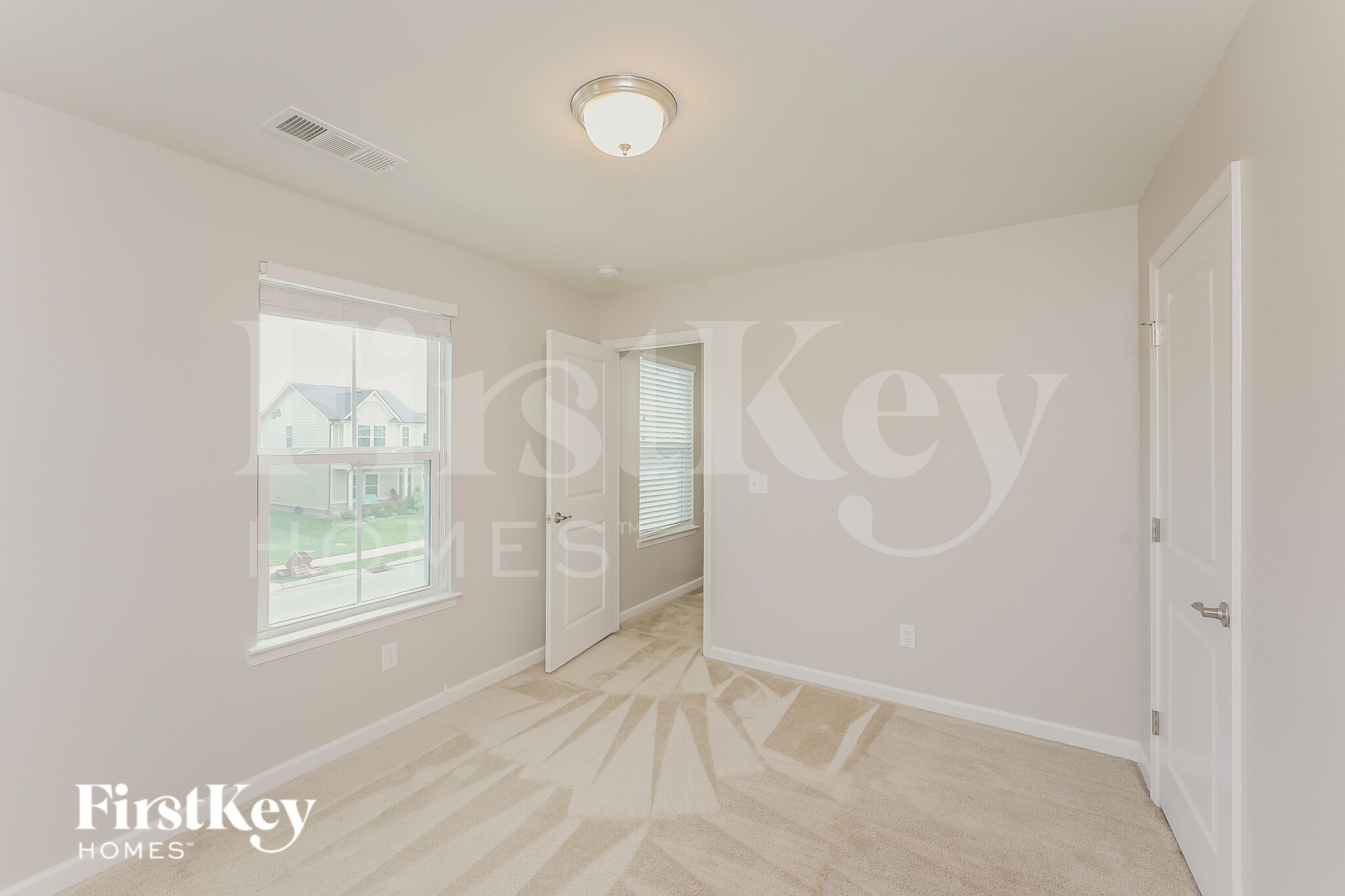 Building Photo - 102 Shanache Dr