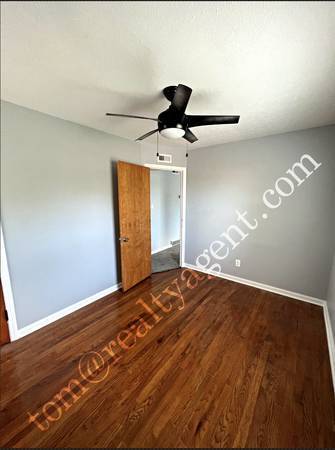 Building Photo - 13419 Puritas Ave
