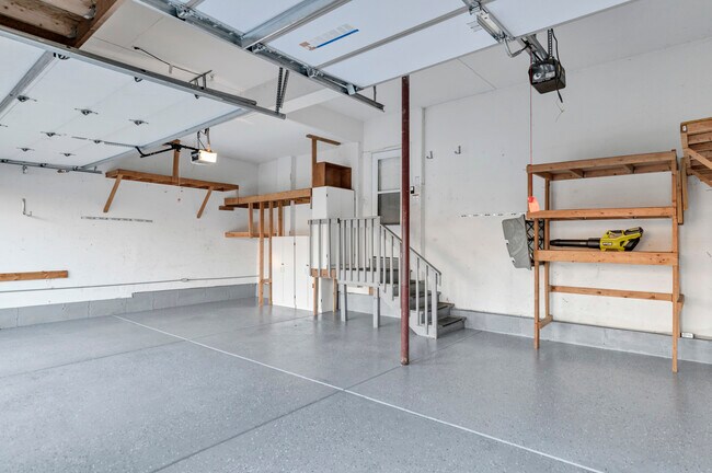 Building Photo - 4N550 School Rd