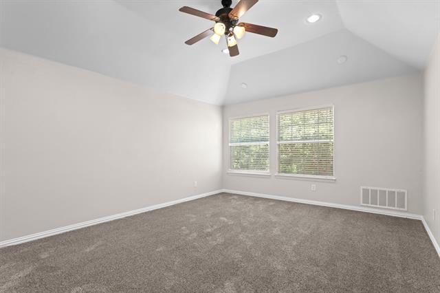 Building Photo - 1441 Golf Club Dr