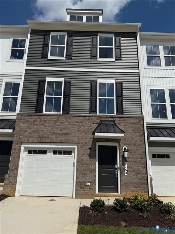 Building Photo - 8753 Whitman Dr