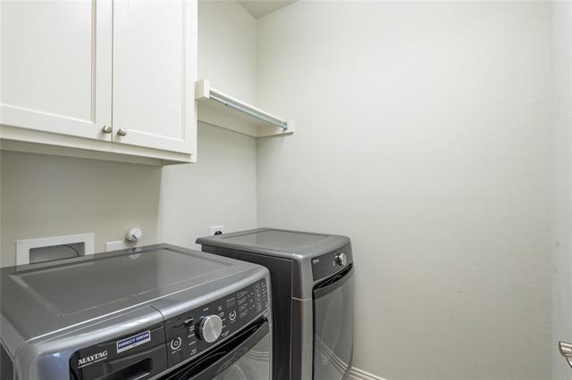 Building Photo - 4658d Rhett Ln