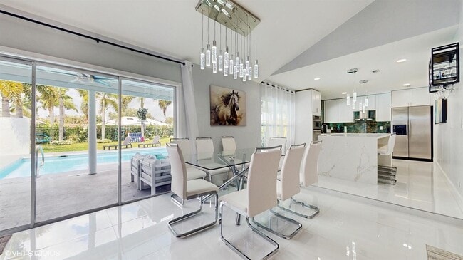 Building Photo - 11647 Anhinga Dr