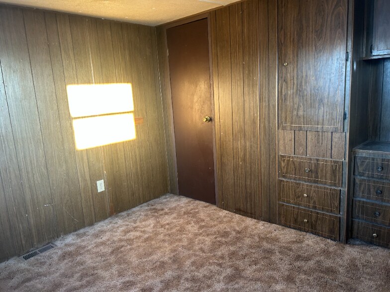 Building Photo - 324 W Blanco Blvd