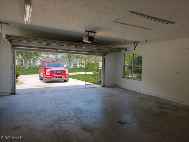 Building Photo - 607 Brookwood Pl