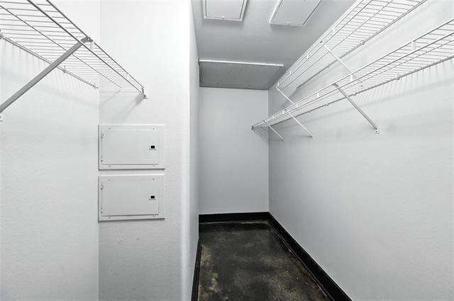 Building Photo - 4414 Cedar Springs Rd