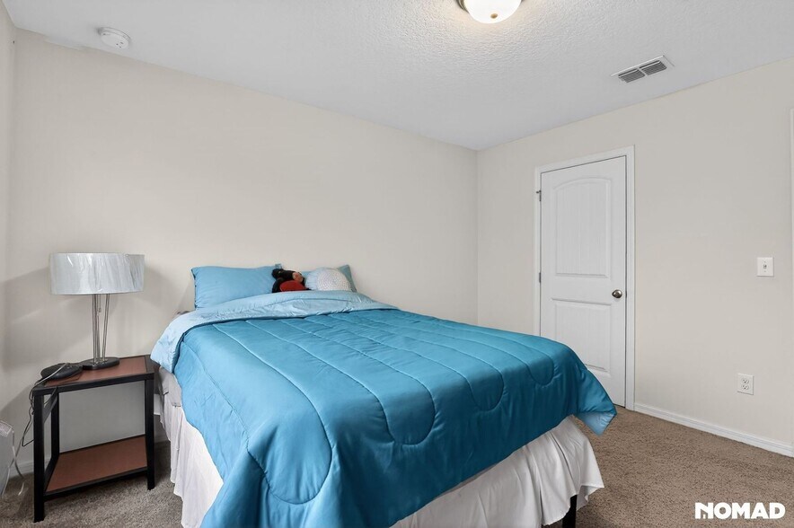 Building Photo - 926 Waco Blvd SE