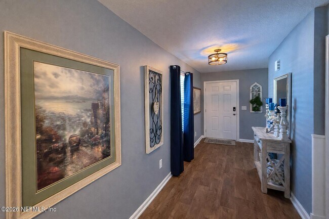 Building Photo - 2824 Buck Creek Pl