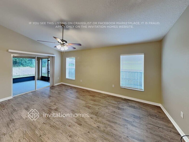 Building Photo - 3155 Lindera Dr
