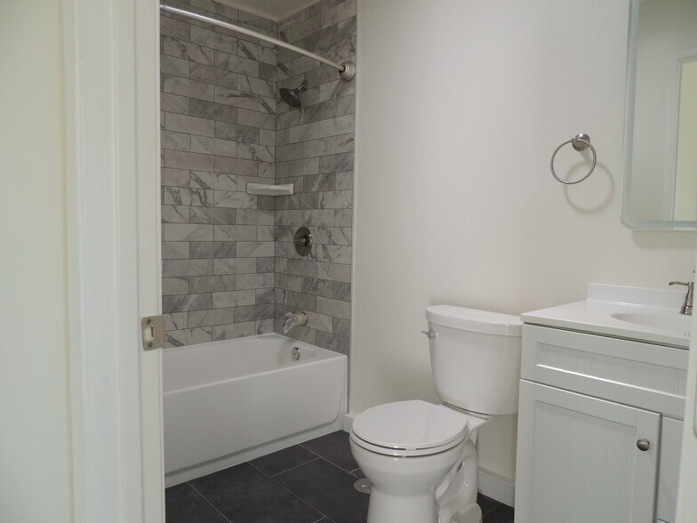 Bathroom - 22851 Valerio St