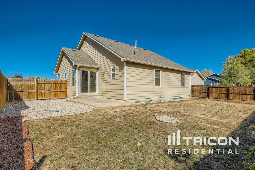 Building Photo - 617 Cornerstone Dr