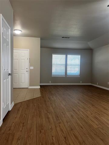 Building Photo - 1223 Periwinkle Dr