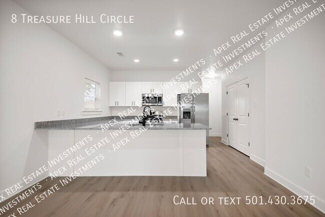 Building Photo - 8 Treasure Hill Cir