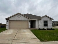 Building Photo - 3013 McCoy Rd