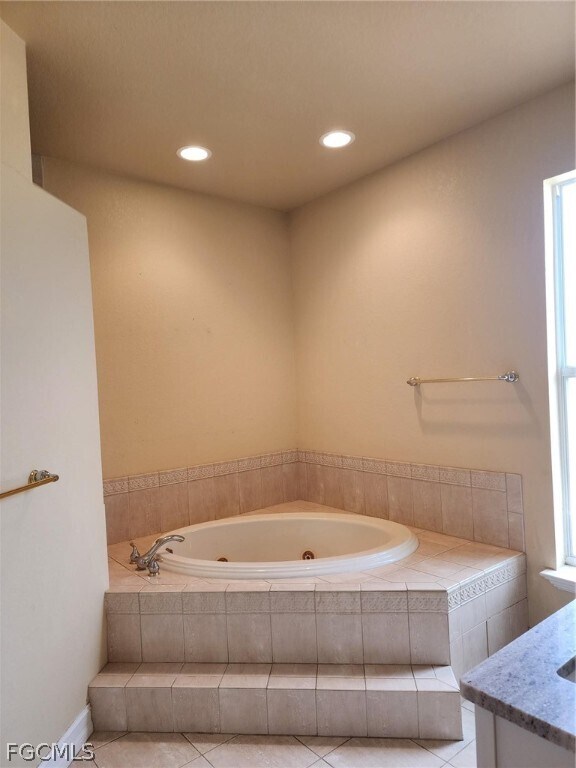 Building Photo - 25211 Roland Ln