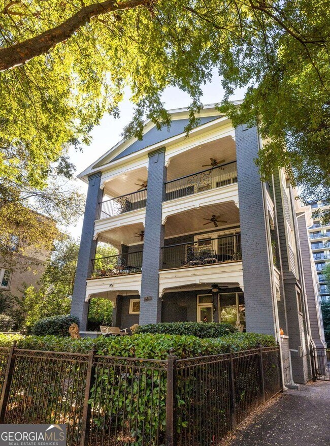 Building Photo - 259 14th St NE