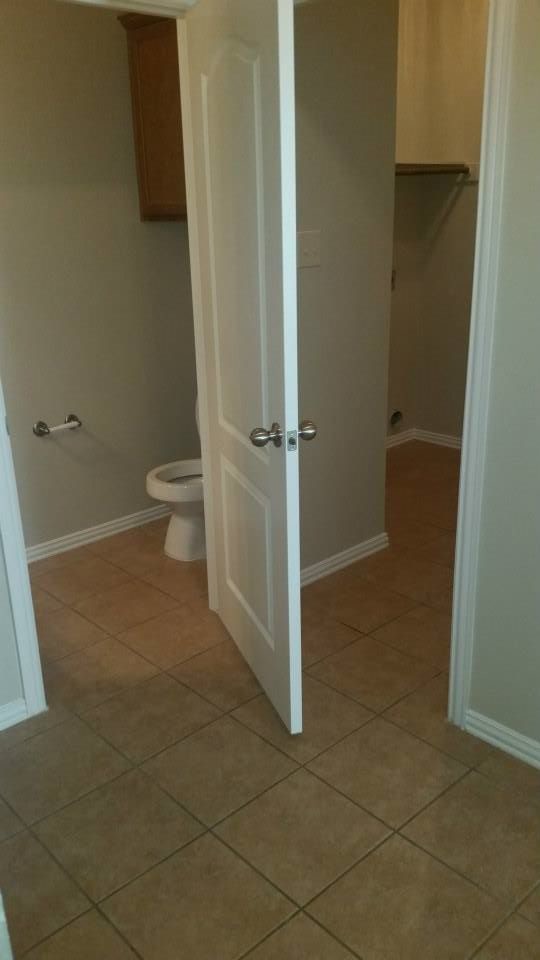 Building Photo - 318 Stockade Ln