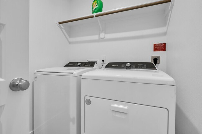 Building Photo - 18720 Presswood Wy Dr