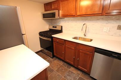 Interior Photo - BRIARWOOD GARDEN -- 306
