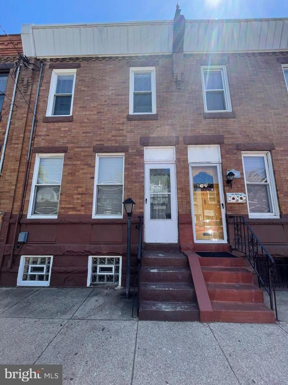Primary Photo - 2827 Gaul St