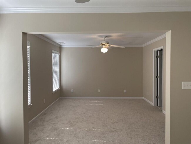 Building Photo - 2515 Longcourt Cir