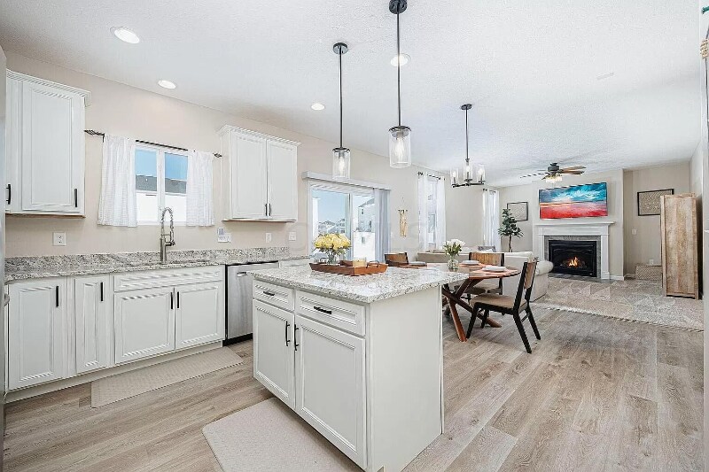 Building Photo - 304 Gray Fox Ct