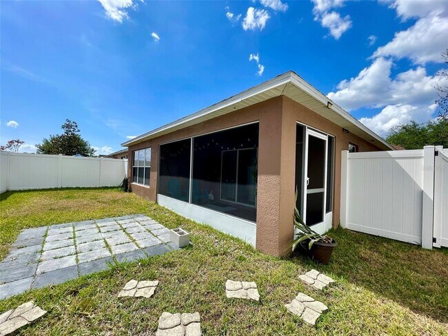 Building Photo - 8227 Midnight Sun Ct