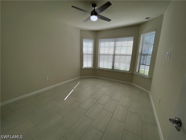Building Photo - 2122 Yellowfin Cir